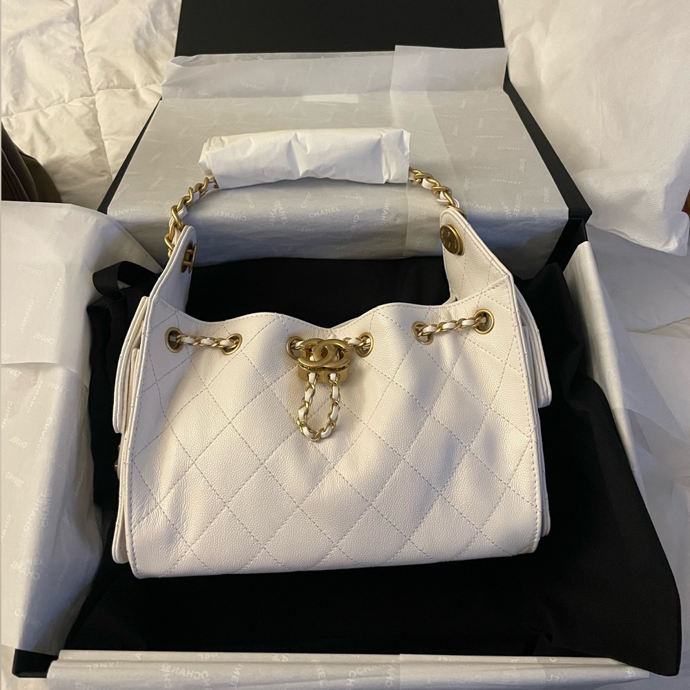 CHANEL 25 mini